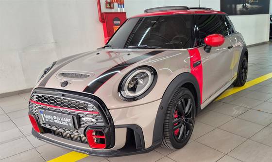 MINI COOPER 2.0 16V TWINPOWER GASOLINA JOHN COOPER WORKS 2P STEPTRONIC